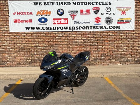 2022 Kawasaki Ninja 400