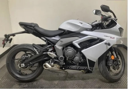 Screenshot 2025-12-30 at 3.03.37 AM